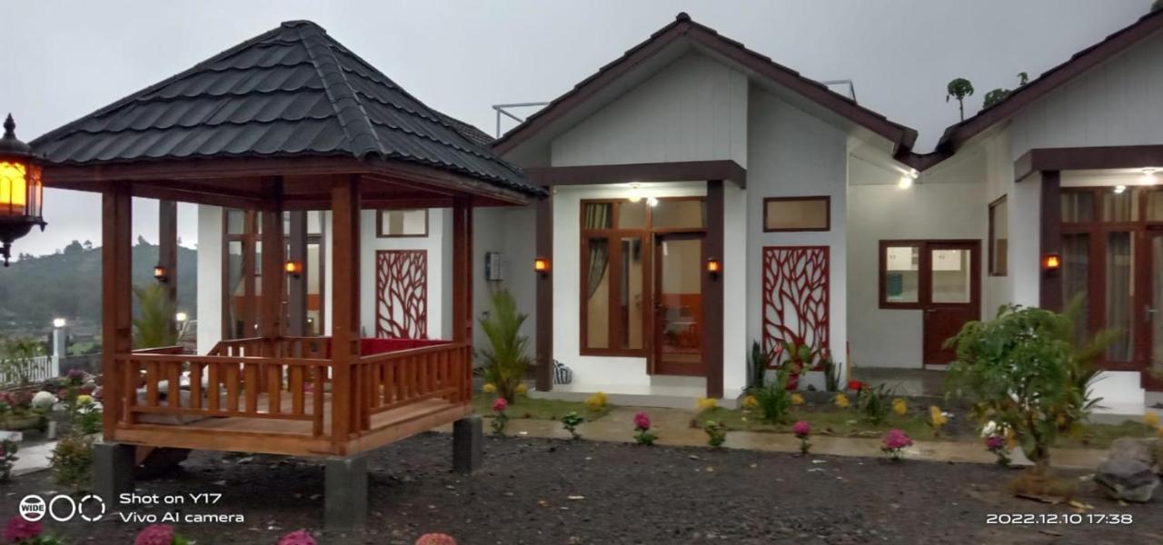Villa Madinna Dieng Diyeng Kültér fotó