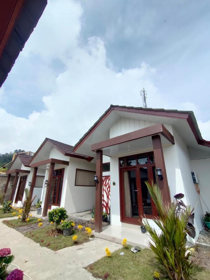 Villa Madinna Dieng Diyeng Kültér fotó