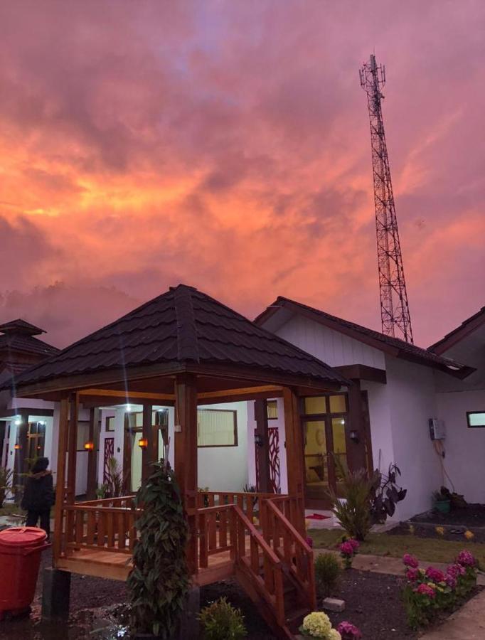 Villa Madinna Dieng Diyeng Kültér fotó